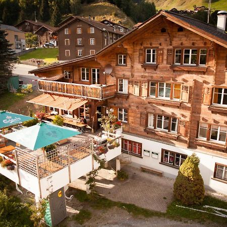 Nangijala Hostel Disentis Exterior foto